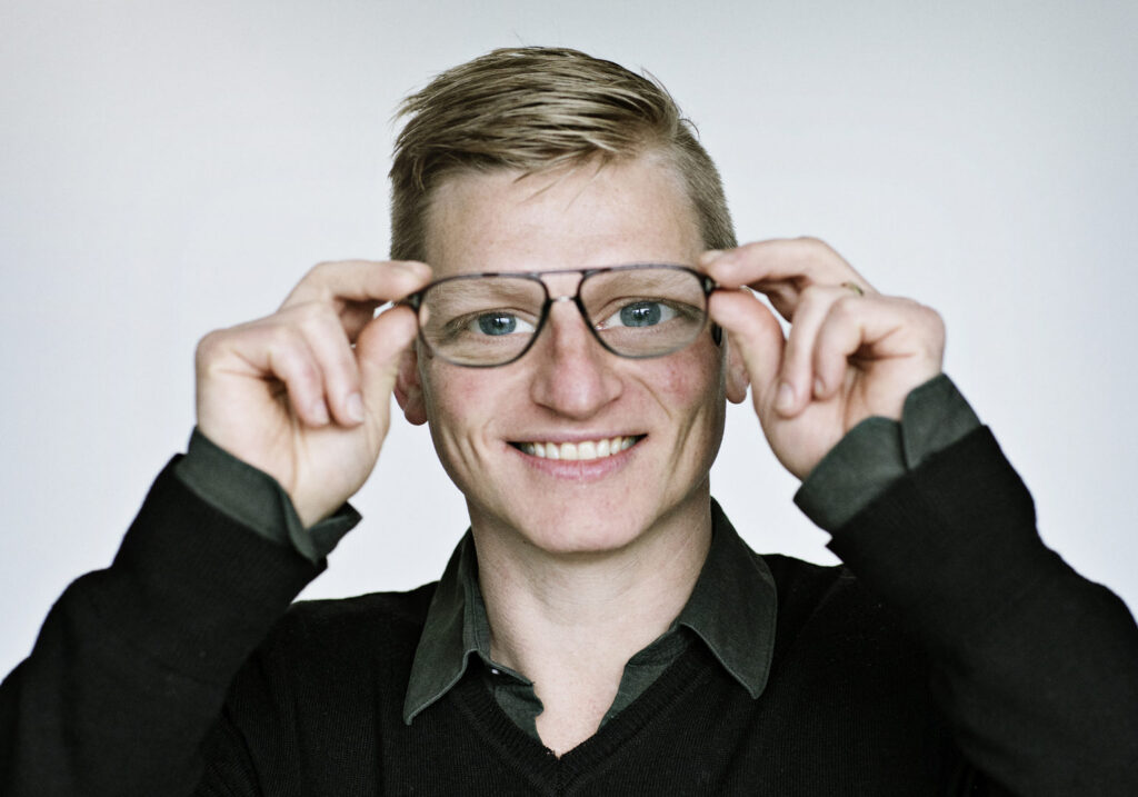 Väli