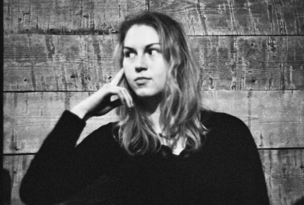 The SOFAR Channel, 0,000001 MHz ja teisi tekste