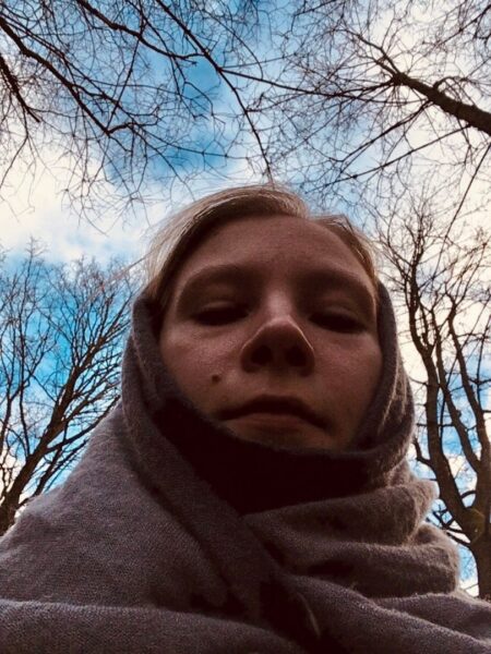 VÄLGATUS: Негрaмoтнаяdest Nekramatnajani. Debüüdiaasta 2021