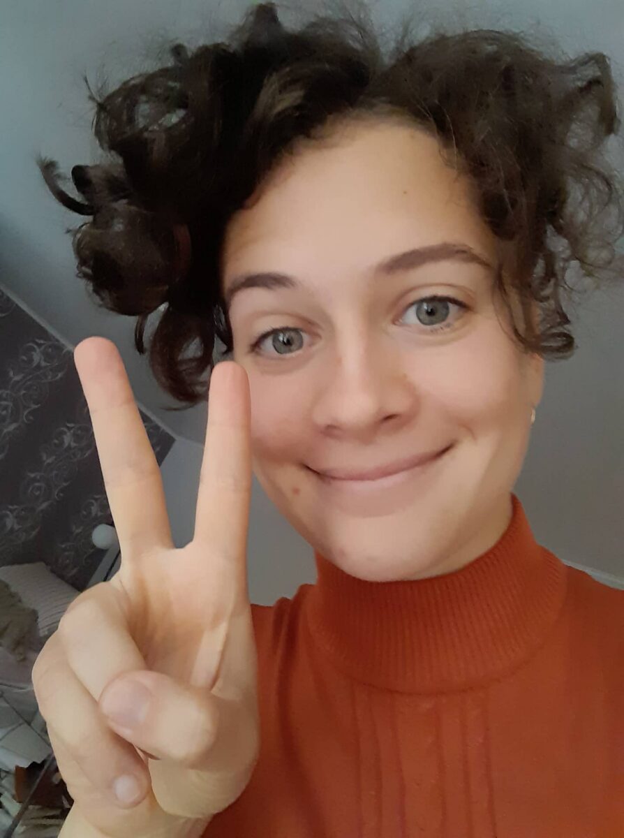 On ring ja ringi kohal on ring on spiraal