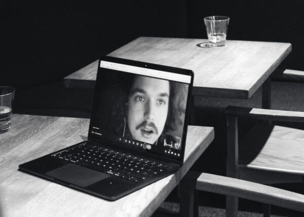 Rosa Montero oleks võinud lihtsalt „Hullude kirjanike entsüklopeedia“ kirjutada