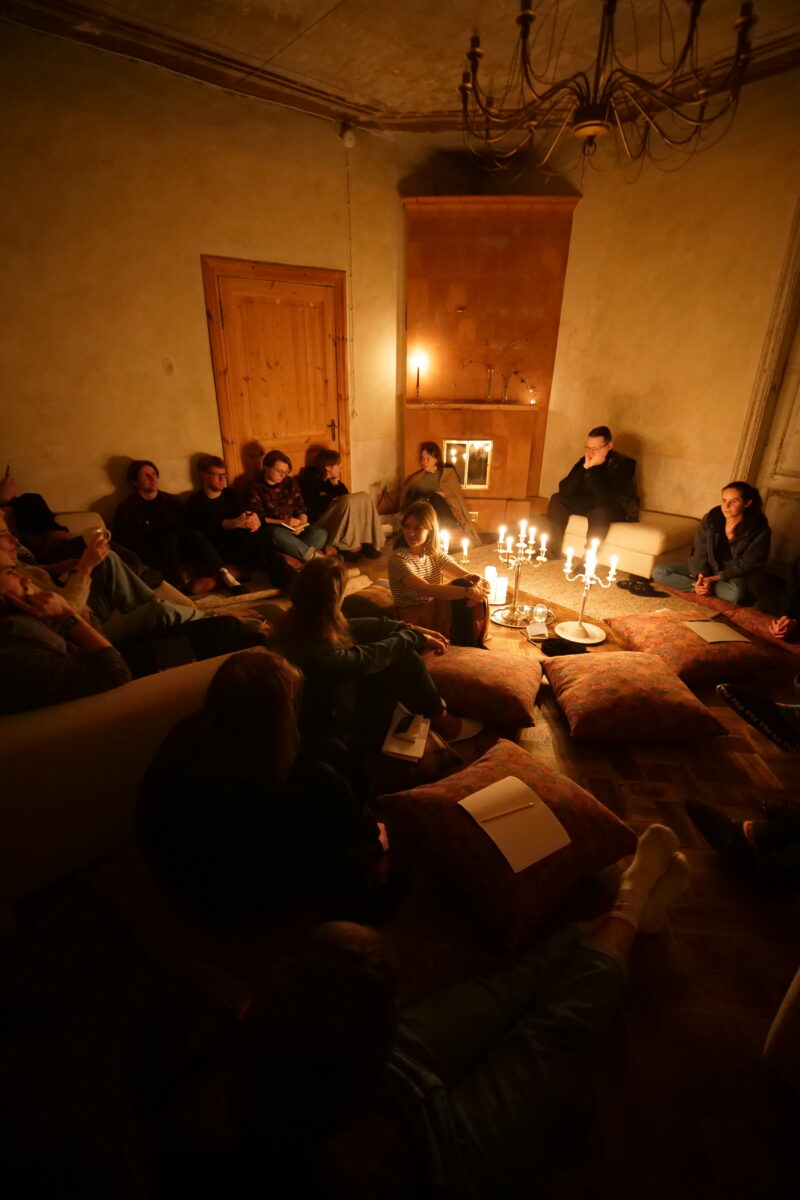 “kahjurid” jt luuletusi