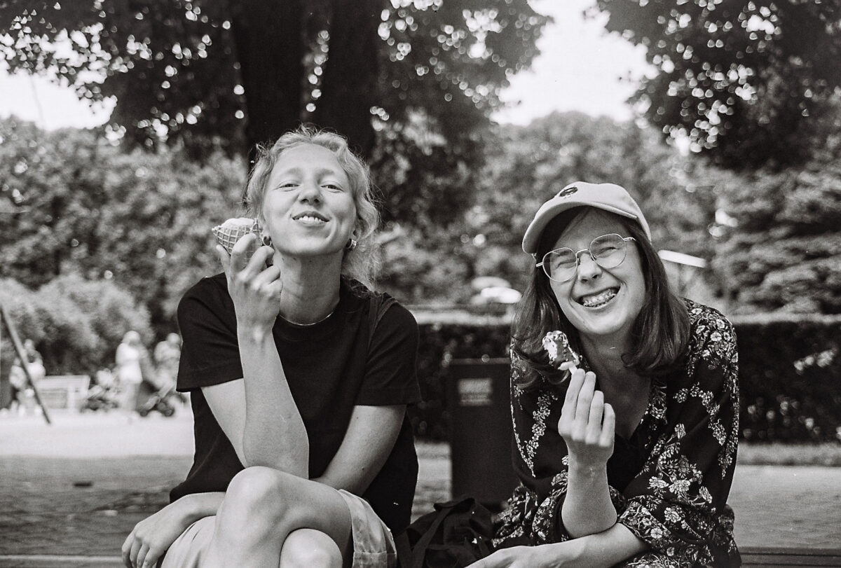 Kogu oma jõu, viha ja empaatiavõimega. Intervjuu Värske Rõhu peatoimetaja Hanna Linda Korbiga