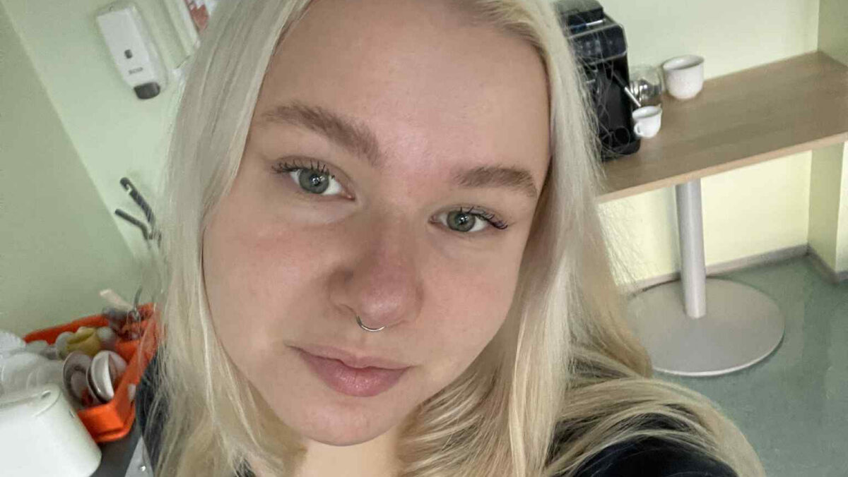 “me seistes teineteisest silmitsi” jt luuletusi