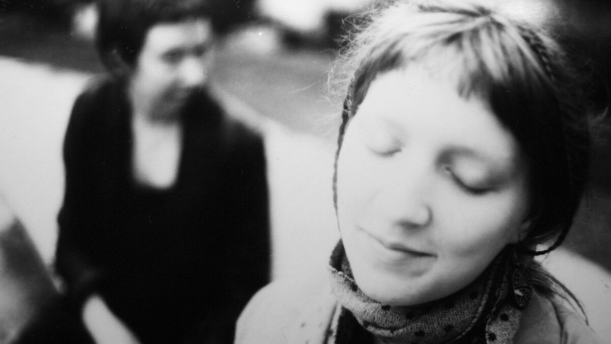 Innustus laulikule, õlalepatsutus folkloristile, käivitaja maailmast mõtlejale