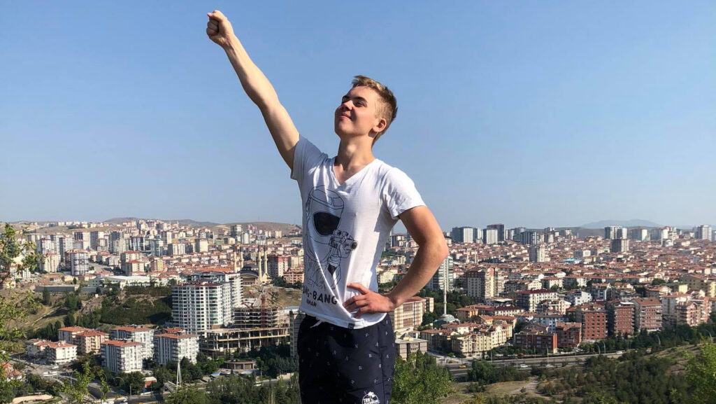 Luuletusi tsüklist “Hingetult hingeldamas”